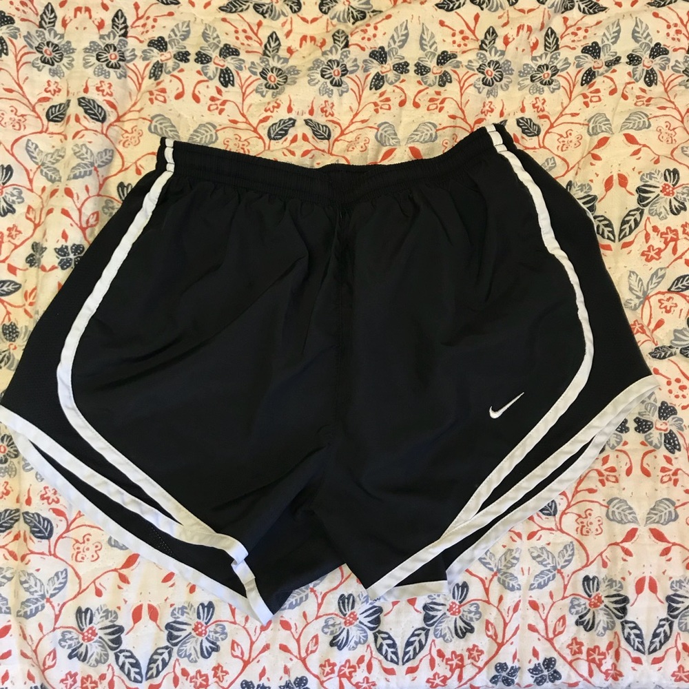 Nike Women 3” Dry Tempo Core Running Shorts